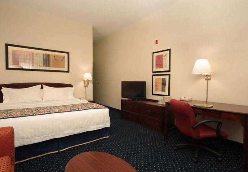 Отель Courtyard By Marriott Dayton North Экстерьер фото
