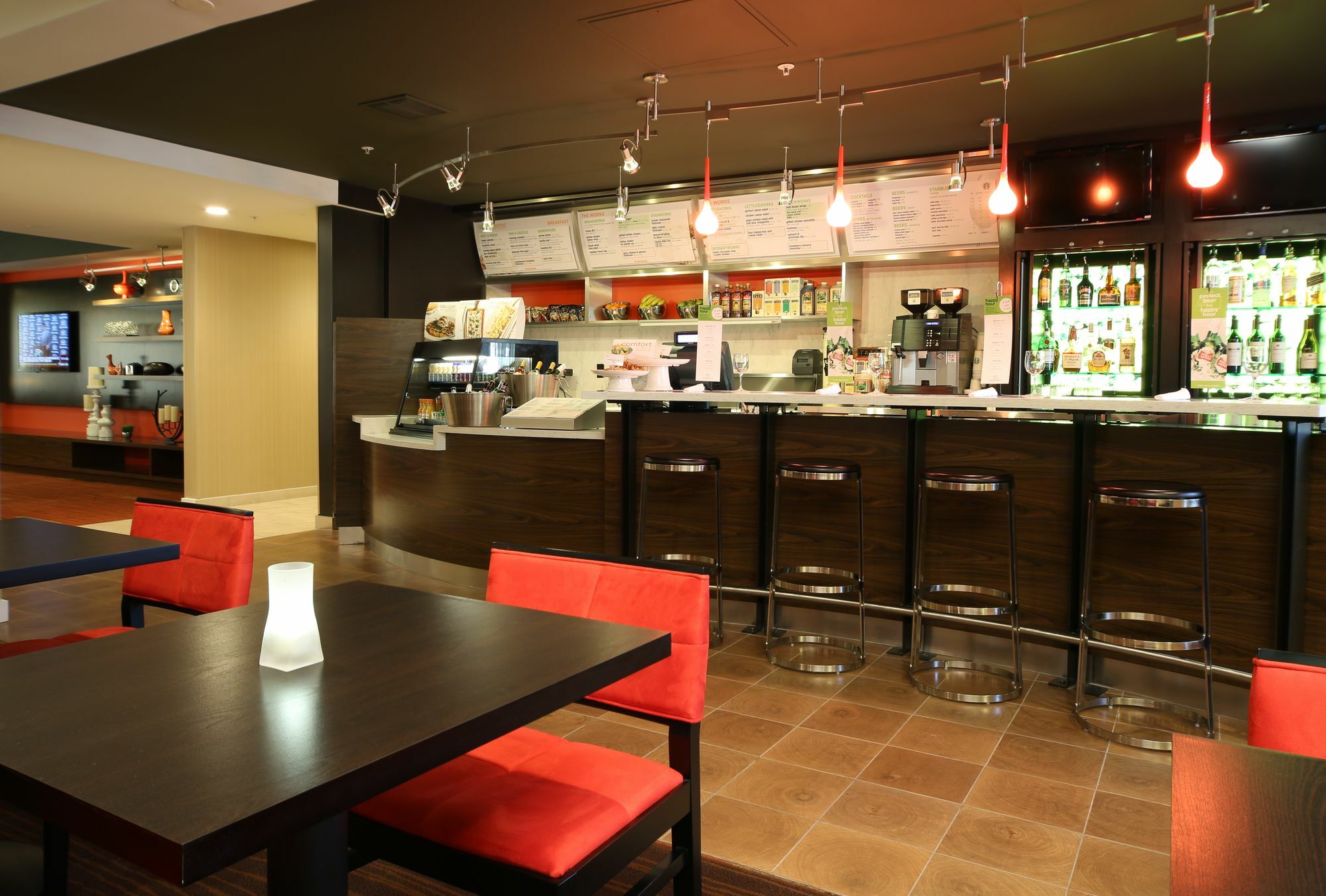 Отель Courtyard By Marriott Dayton North Экстерьер фото